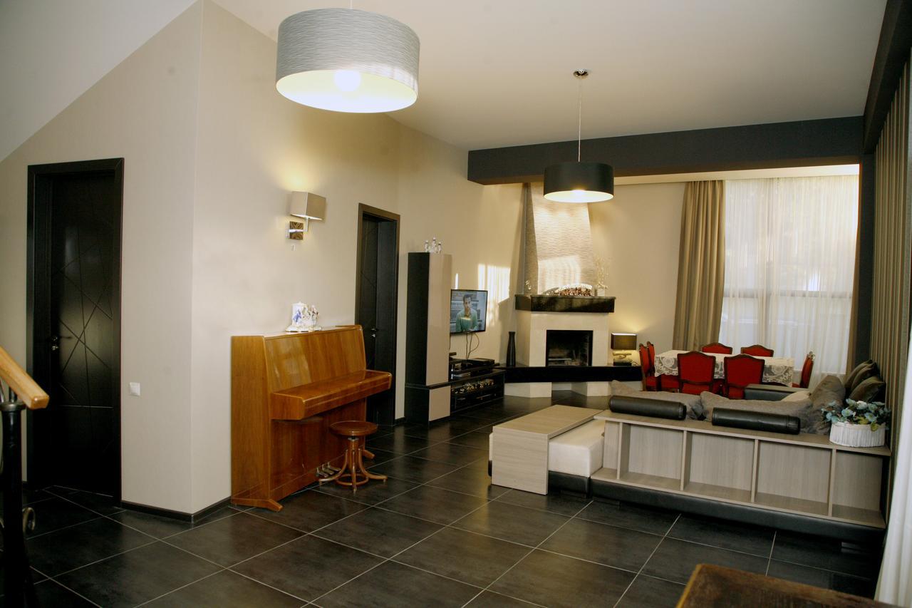 Luxury Villa Nieli Tbilisi Buitenkant foto